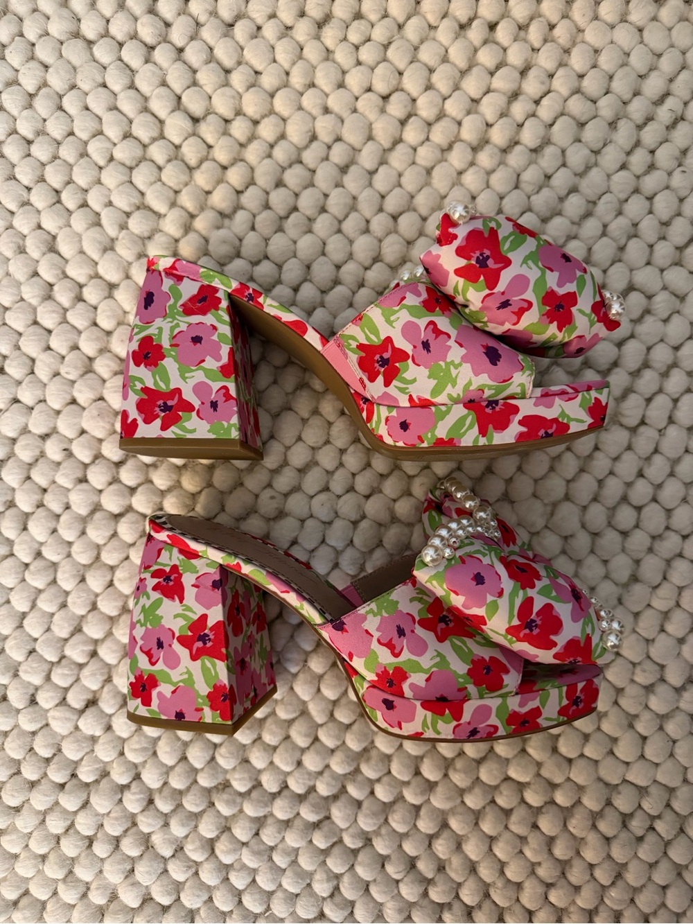 Betsey Johnson Pink Floral Pearl Bow Platform Mules - Picture 4 of 4